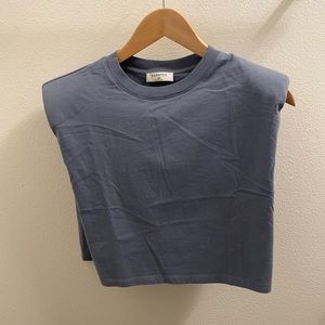 NWOT Aritzia Shoulder Pad Crop Top